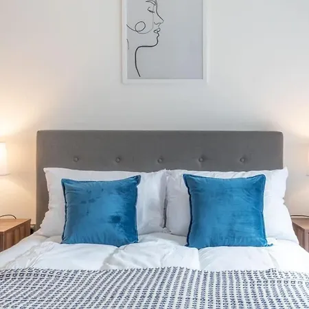 Stayzeni, Ouse Court Fabulous 1 Bed Flat Apartament